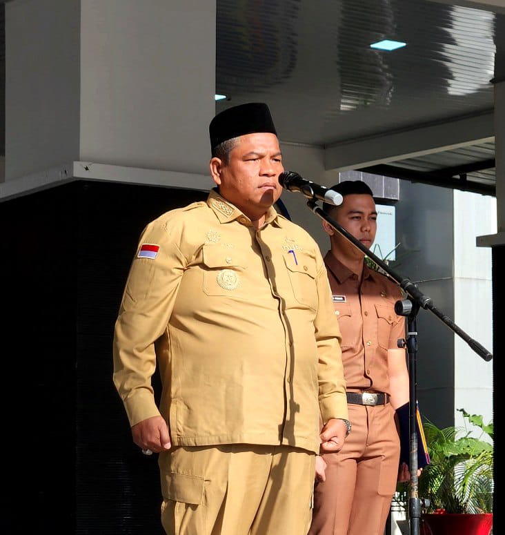 Pimpin  Apel Terakhir Menjelang Cuti, Bupati Suhatri Bur Sampaikan Pesan Ini